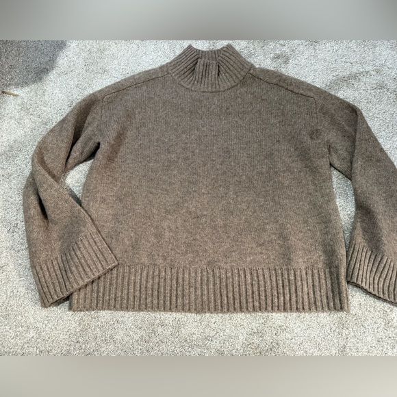 Sézane Lauren Jumper in Dark Taupe! - Picture 3 of 9